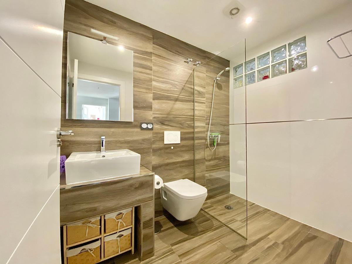 Apartamento En El Centro D阿尔比尔 外观 照片